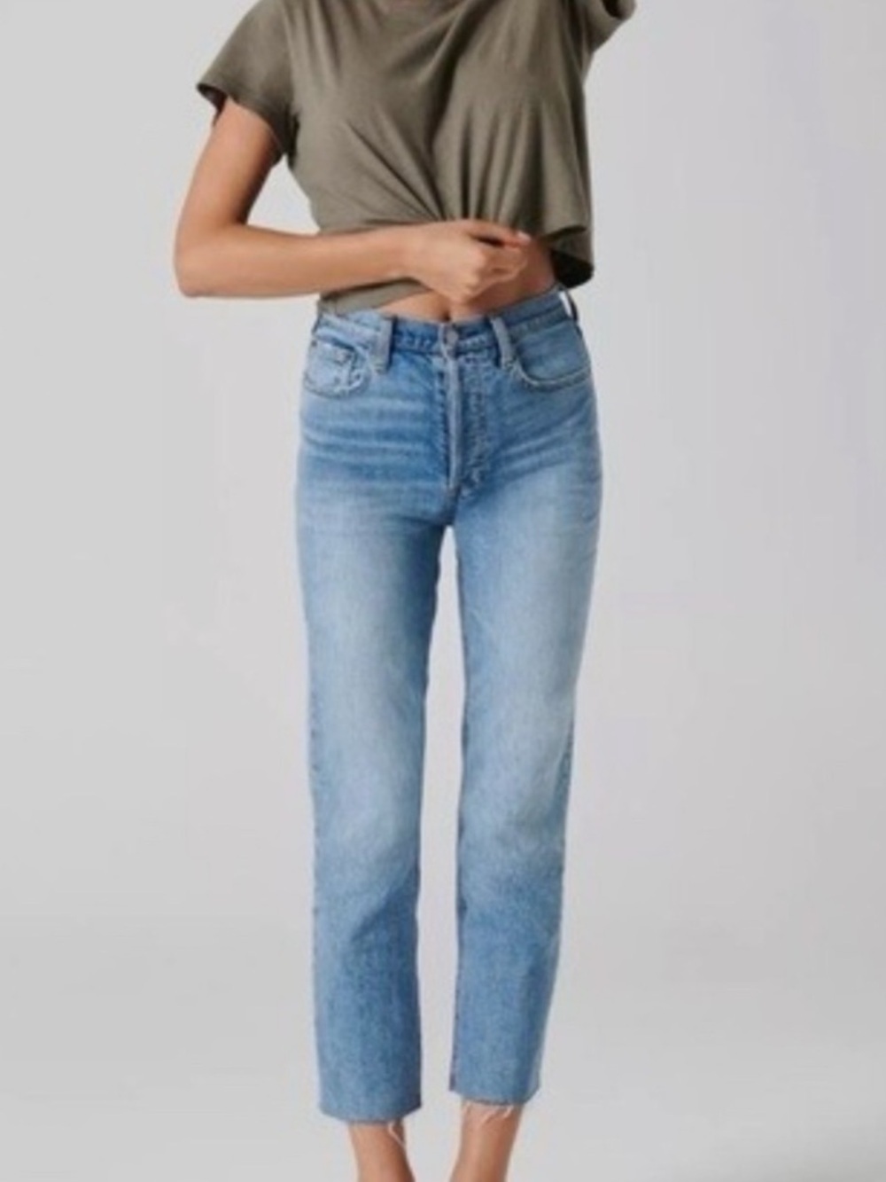 Aritzia Denim Forum The Arlo Hi-Rise Straight Raw Hem Jean Size 24